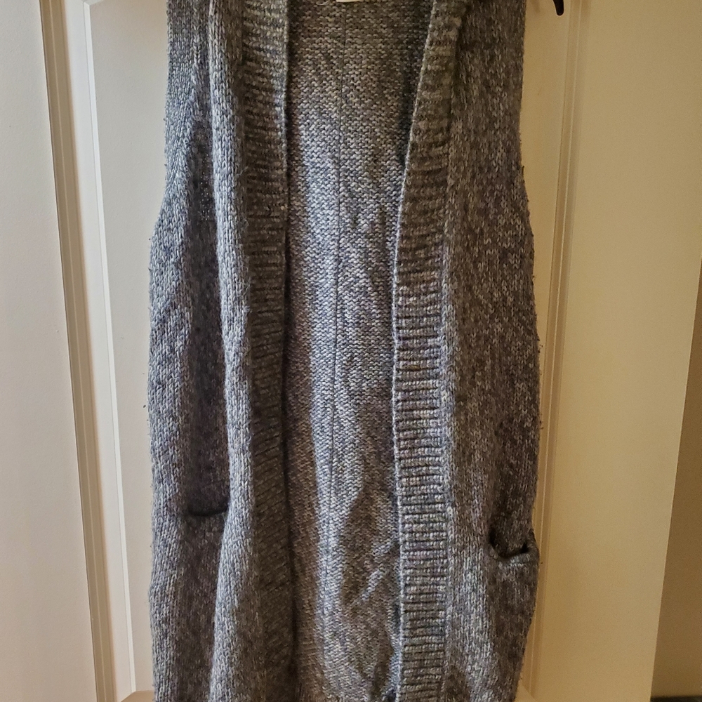 Sweater Vest
